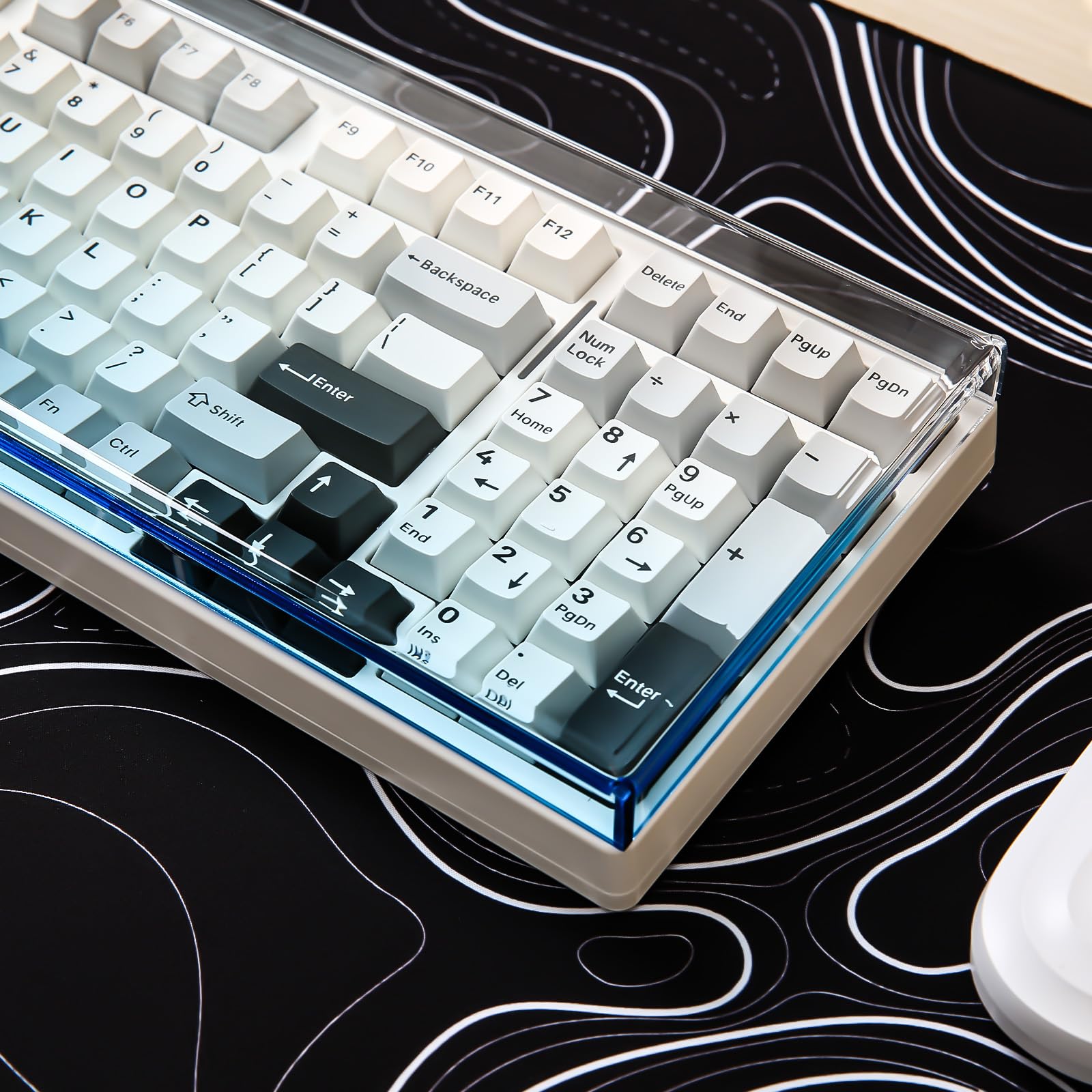 Amazon.co.jp: YUNZII グラデーション キーボードカバー 透明アクリル